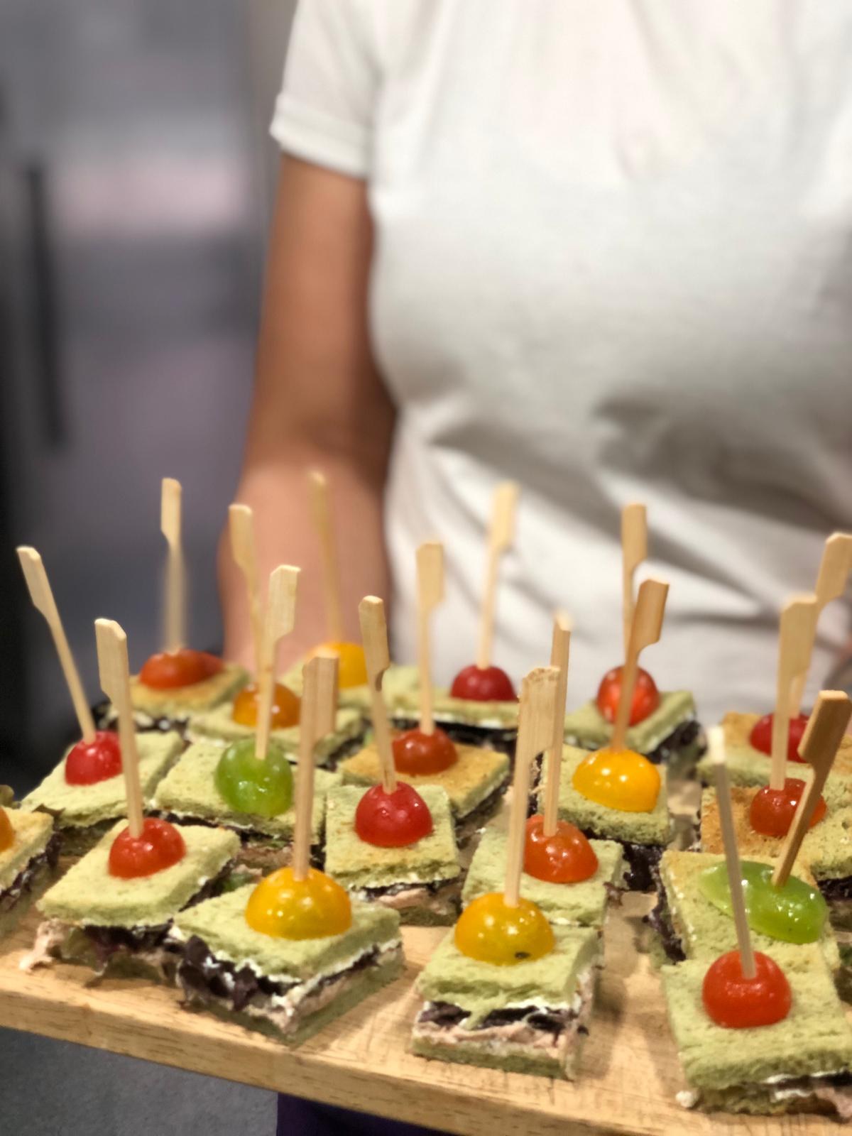 Brochettes apéritives colorées